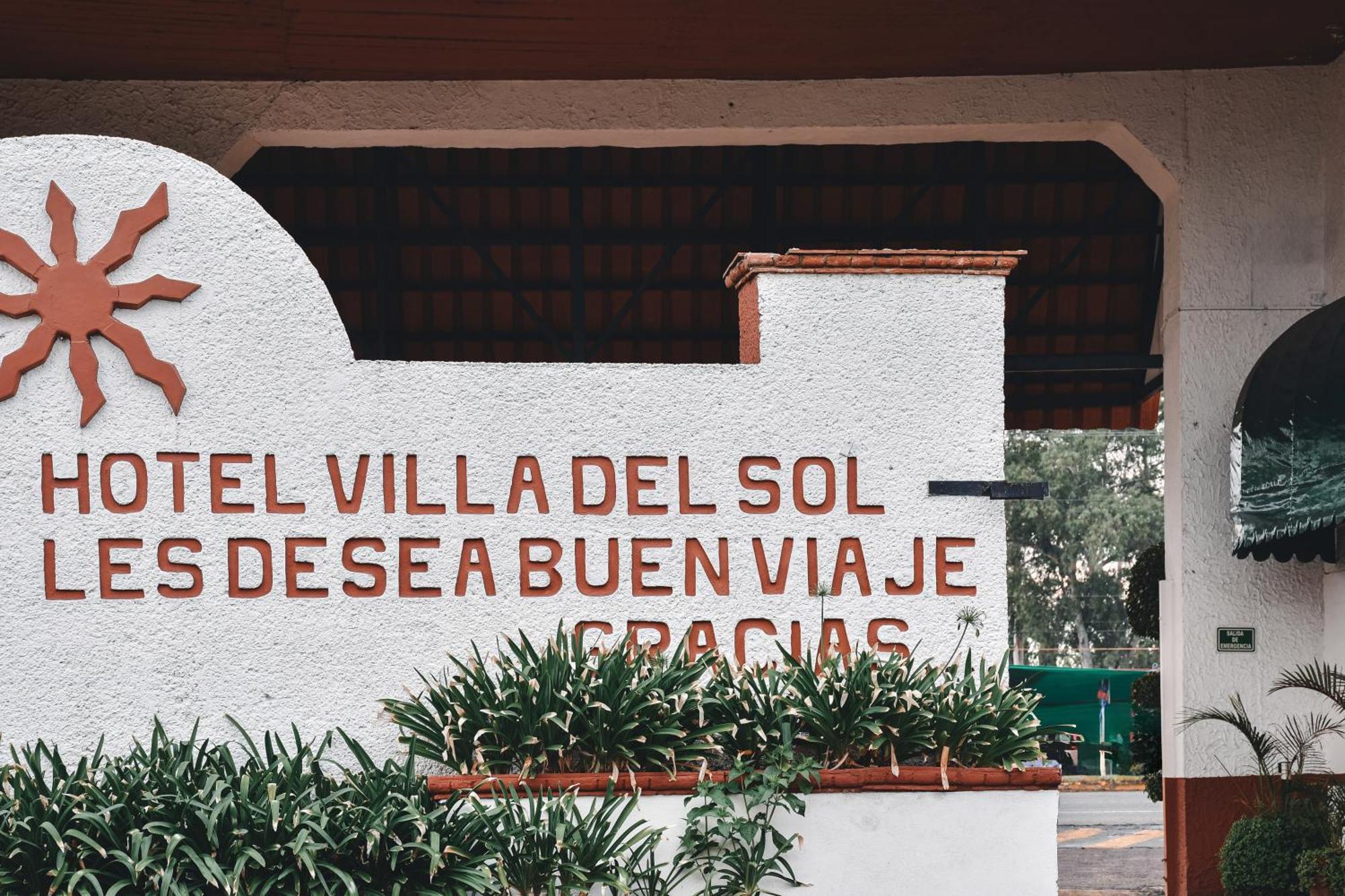 Hotel & Suites Villa Del Sol Morelia Exteriör bild