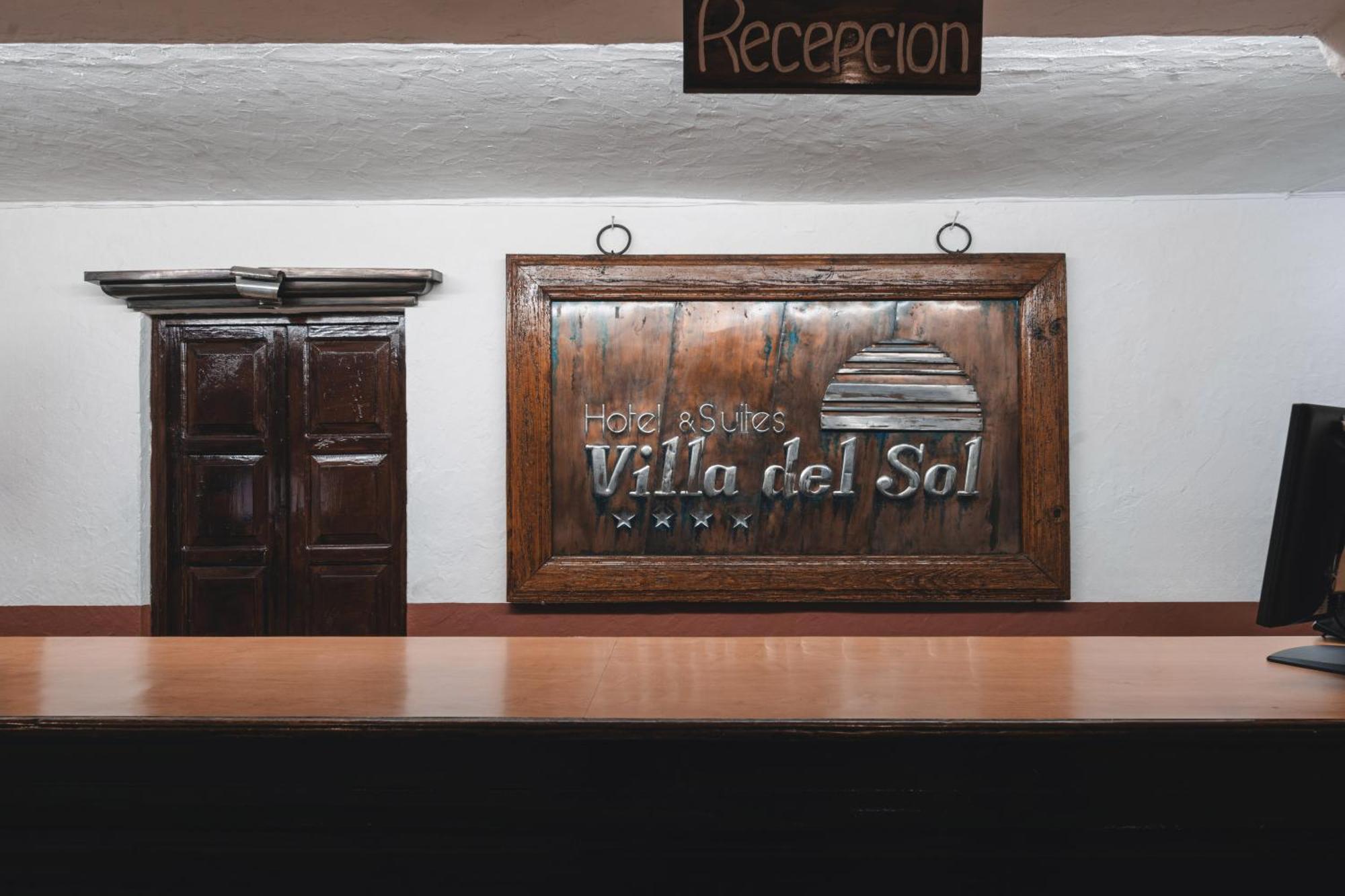 Hotel & Suites Villa Del Sol Morelia Exteriör bild