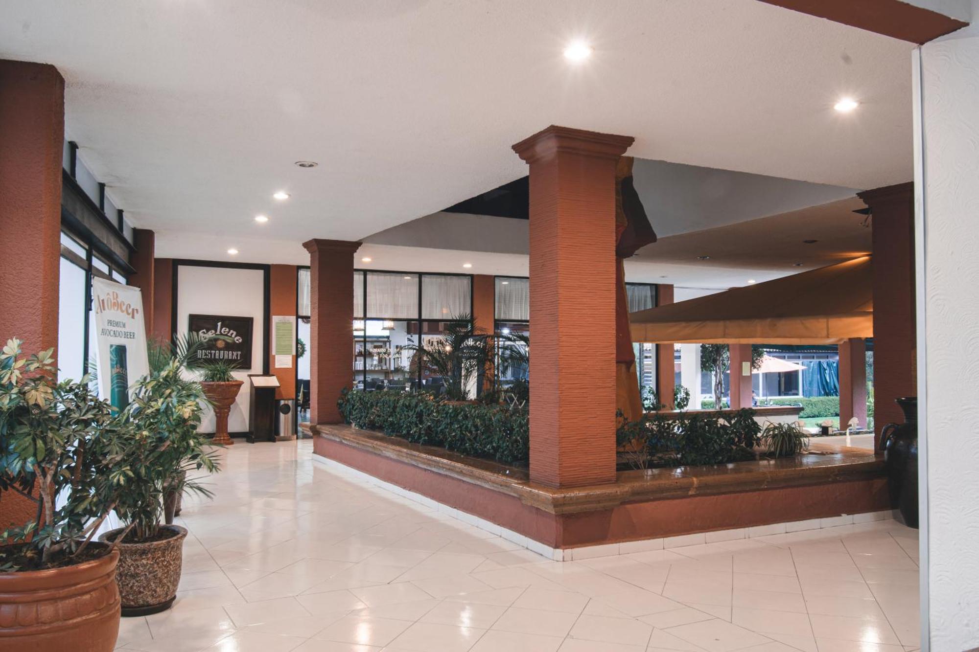 Hotel & Suites Villa Del Sol Morelia Exteriör bild